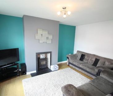22 Magheraknock Park, Ballynahinch, BT24 - Photo 2