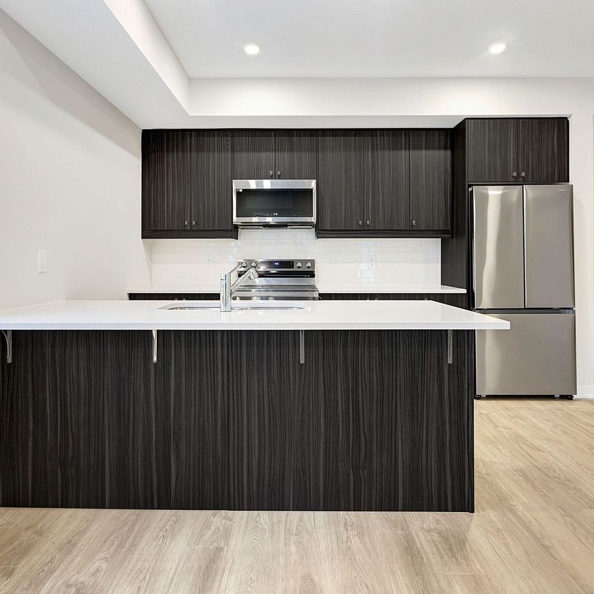 For Lease - 900 Parnian Private, Barrhaven, Ontario - Photo 1