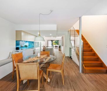 Fully Furnished Retreat in Sought-After Sunshine Beach - Photo 3