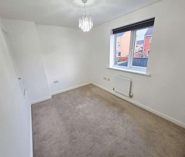 Kingsbridge Crescent, Middlesbrough, TS5 - Photo 3