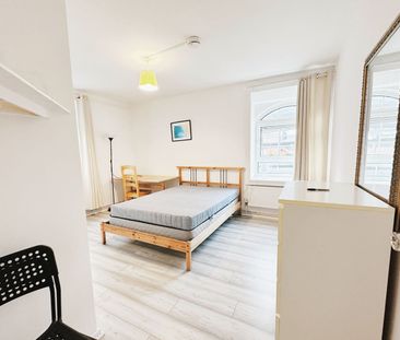 Room in a Shared House, Bradley House, E3 - Photo 2