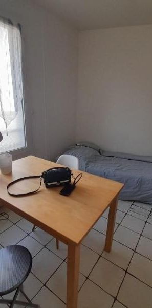 Location Appartement 1 pièce 14m² TOURS 37000 - Photo 1