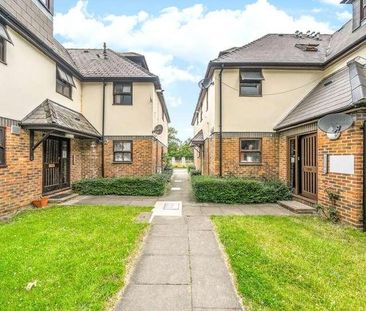 Grove Road, Mitcham, CR4 - Photo 1