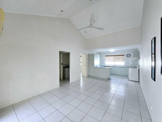 Spacious 2 Bedroom!!! - Photo 1