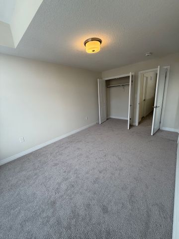 For Lease - 660 Colborne Street Unit# 158, Brantford, Ontario - Photo 3