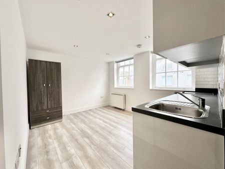 Studio to rent - Photo 3