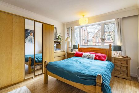 3 bedroom flat to rent - Photo 3