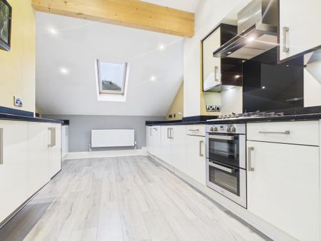 2 bedroom apartment to rent - Photo 2