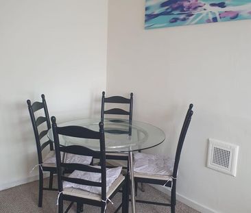 1 Bed Flat, Kings Court, E13 - Photo 2