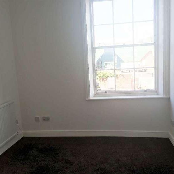 Whitehall Street, OL12 - Photo 1