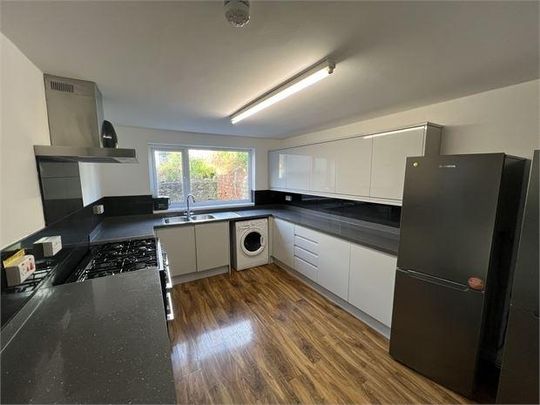 7 bedroom house share to rent - Photo 1