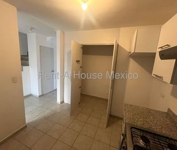 Casa en renta · El Mirador, Querétaro · 3 recámaras (Patio con exce... - Photo 3
