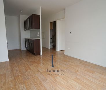 Location Appartement 2 pièces 37m² - Photo 4
