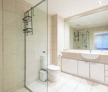 Beachside Ground Floor Apartment – Fully Furnished- Short Term Leas... - Photo 4