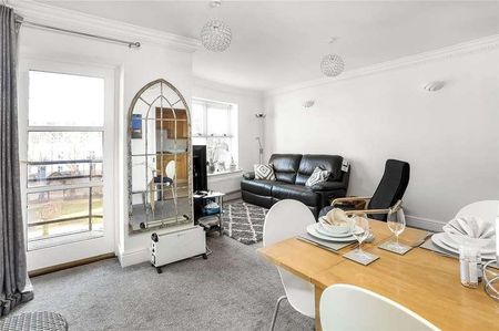 Marston Gate, Winchester, Hampshire, SO23 - Photo 2