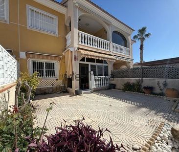 Alquiler de piso en Calle Santiago de Compostela Número 1, 1 - Photo 5