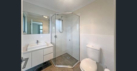 Executive 5-Bedroom Home in Caddens - Photo 2