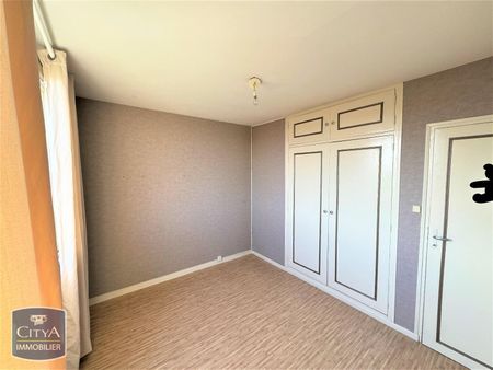 Location Appartement 4 pièces 73m² LILLE 59000 - Photo 4