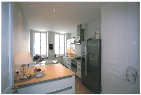 2 Rue Etienne -Dumont, Very nice 6-room apartment with a view of the Cathedral - Photo 4