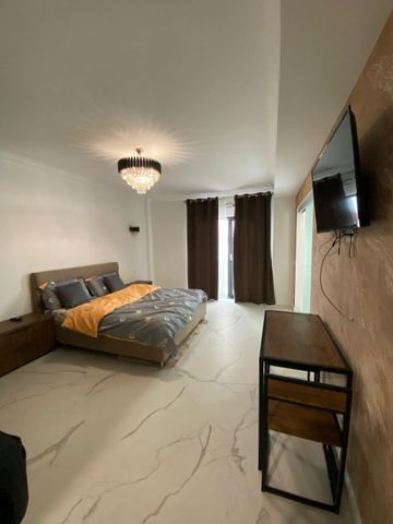 Apartament 4 camere, 160 mp, zona Exterior Est - Photo 2