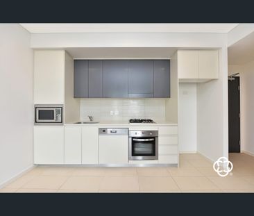 611/15 Baywater Drive, Wentworth Point, NSW 2127 - Photo 6