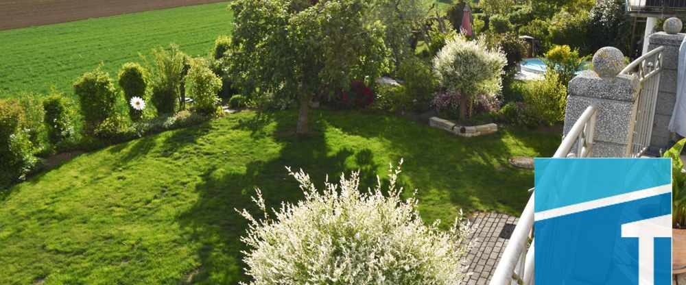 Sehr großzügige Doppelhaushälfte mit freier Sicht ins Grüne in Unterstall! - Foto 1