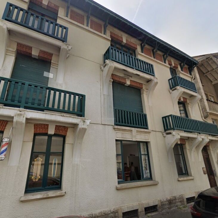 Location Appartement 1 pièce 35m² BAYONNE 64100 - Photo 1