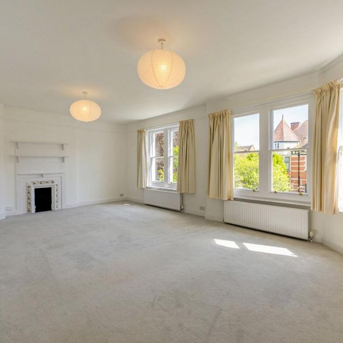 3 bedroom flat to rent - Photo 1