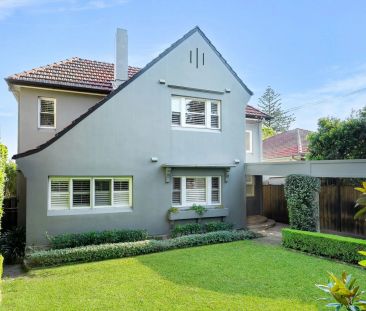 Ultimate Family Haven in Sought-After Longueville Locale - Photo 5