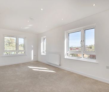 3 bedroom detached house to rent - Photo 2