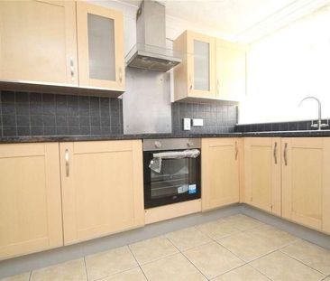 Pontypool Walk, Romford, RM3 - Photo 6