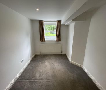 3 bedroom apartment to rent - Photo 2