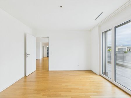 Appartement mansardé à la pointe de la technologie - Photo 2