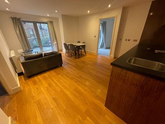 2 bedroom flat to rent - Photo 1