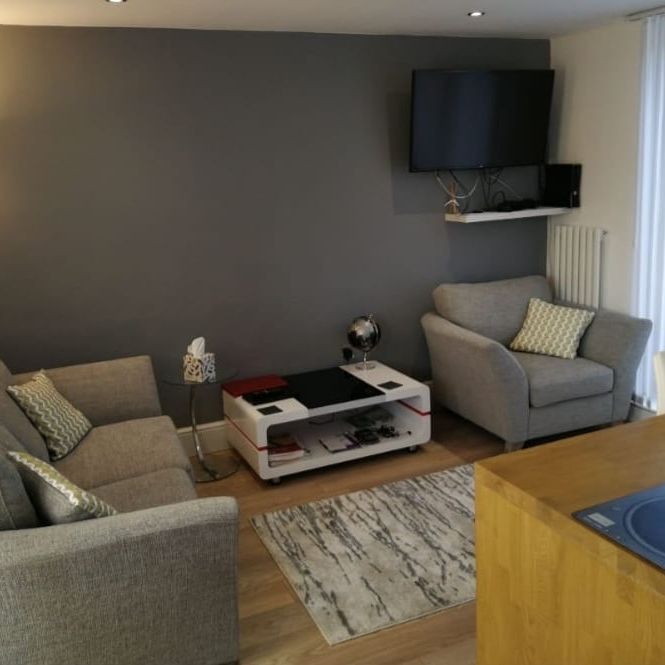 1 Bed Flat, St Katharine Dock, E1W - Photo 1