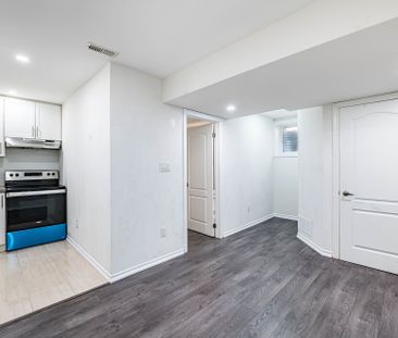 For Lease - 8 Clunburry Road, Brampton, Ontario - Photo 1