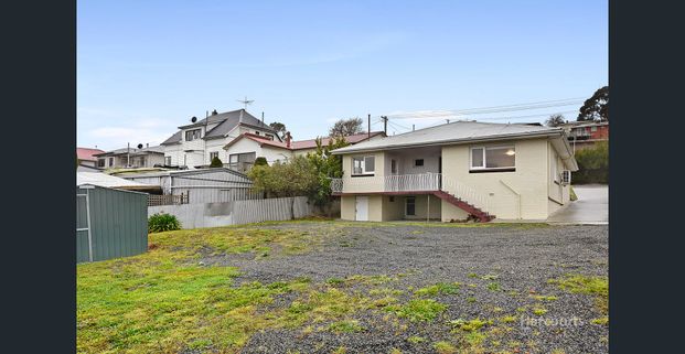 Spacious Home - Photo 1