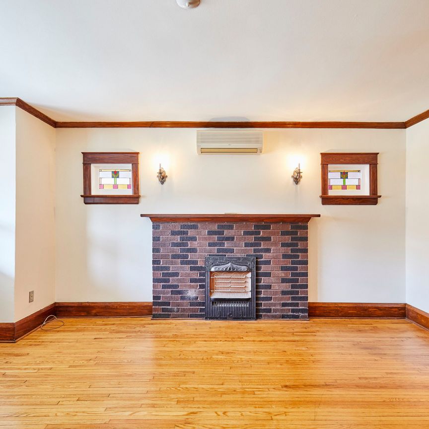 For Lease - 23 Hammersmith Avenue Unit# Main, Toronto, Ontario - Photo 1