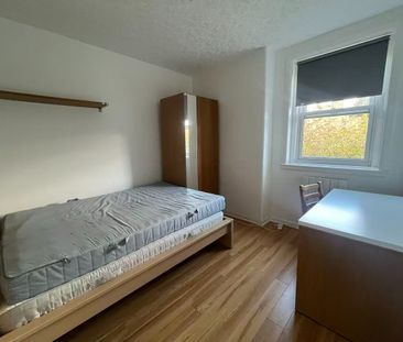 3 Bed Flat, Richmond Place, EH8 - Photo 6