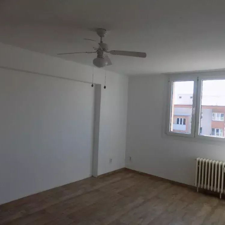 Pronájem bytu 2+kk, 45 m² - Photo 1
