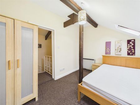 1 bedroom Duplex to rent - Photo 5