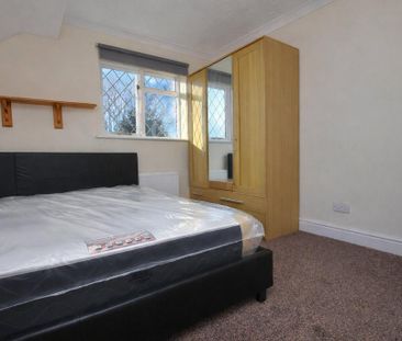 1 bedroom house of multiple occupation to rent - Photo 6