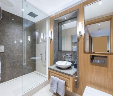 An impressive three bedroom apartment to rent in the heart of Westminster, SW1P. - Photo 3