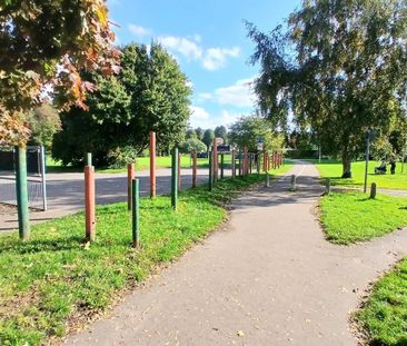 Grove Road, HITCHIN - Photo 3