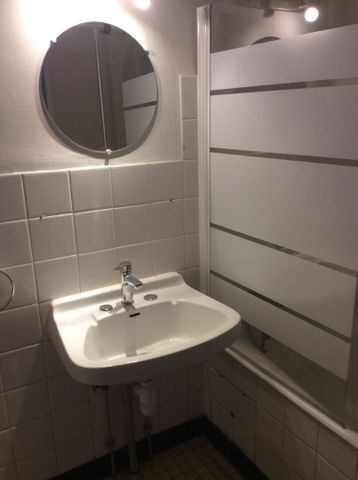 Location Appartement 4 pièces 76m² TOULOUSE 31400 - Photo 3