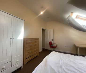 6 bedroom flat to rent - Photo 6