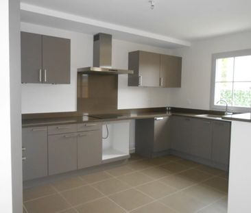 Location Maison 3 pièces 77m² FAVIERES 77220 - Photo 2