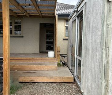 Charming 3BR Home with Modern Comforts - Photo 5