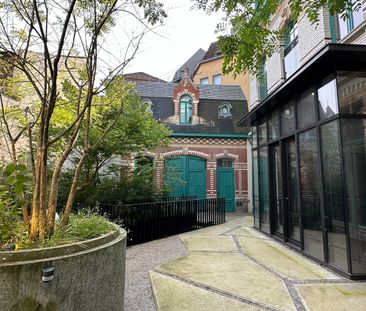 Op zoek naar een lichtrijk appartement in het historisch centrum va... - Photo 1
