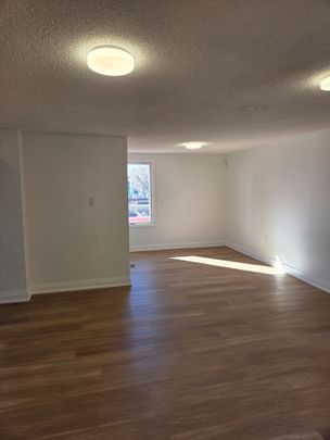 For Lease - 76 Lakeshore Road Unit# 78B, Mississauga, Ontario - Photo 1